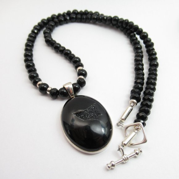 Black Onyx Druzy necklace - Picture 3 of 13